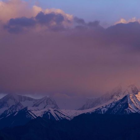 Rainbow Hostelier Leh Exterior photo